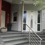 Gemuetliche In Ortsrandlage *